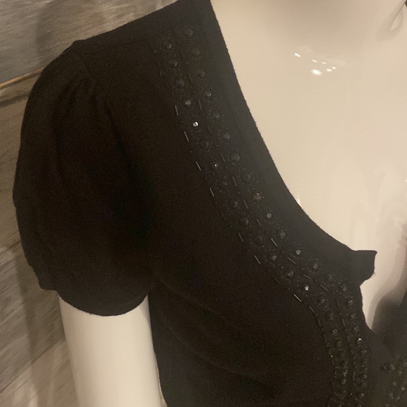 White House Black Market top - like new! - Picture 3 of 5